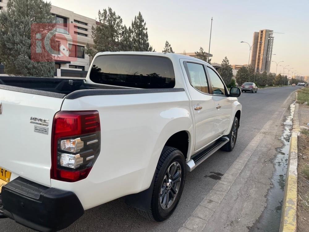 ميتسوبيشي L200